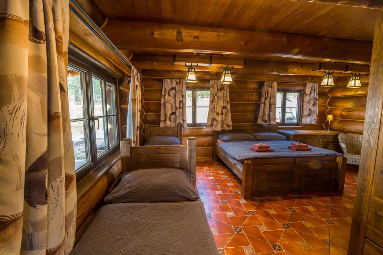 Hotel Ranch Jestrebice Hermanicky Exterior foto